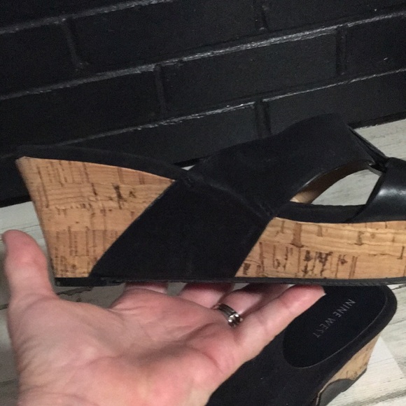 Nine West woman’s black leather cork look wedge open toed sandal size 9.5 - Picture 5 of 6